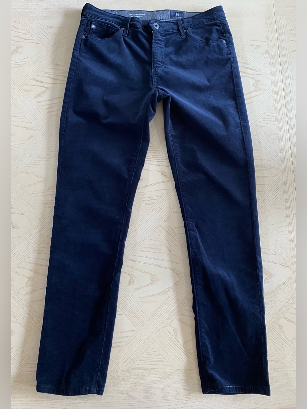 AG Adriano Goldschmied The Stevie Ankle Slim Straight Navy Corduroy Pants 28R